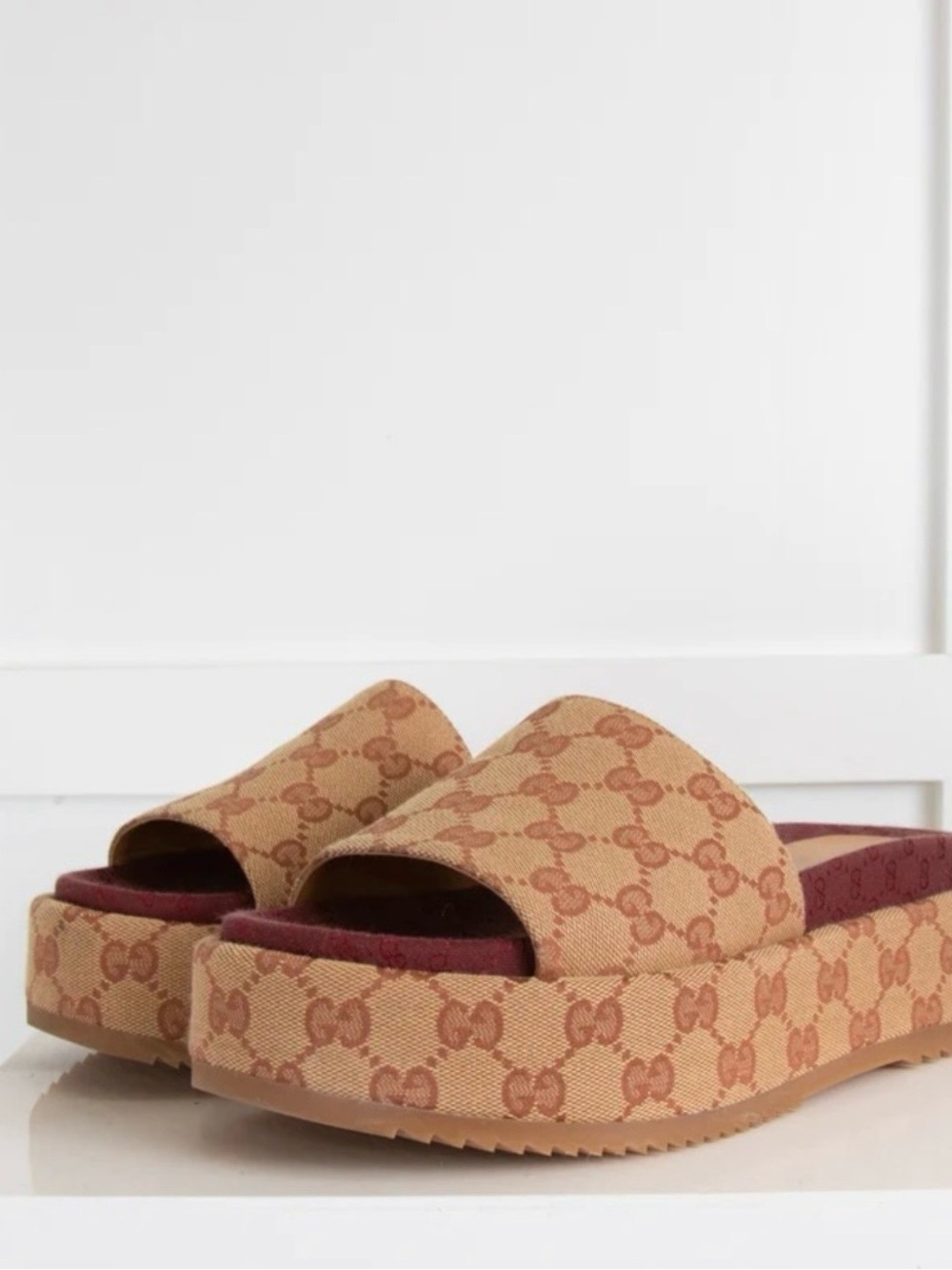 Gucci Beige/Brown GG Canvas Platform Slide Sandals with Burgundy Footbed